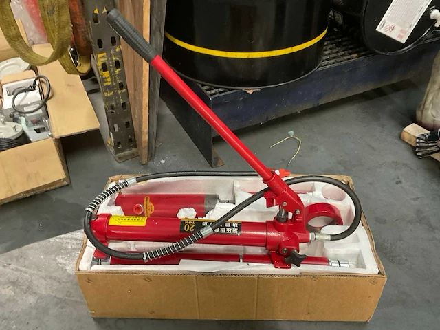 Hydraulische pers - afbeelding 2 van  4