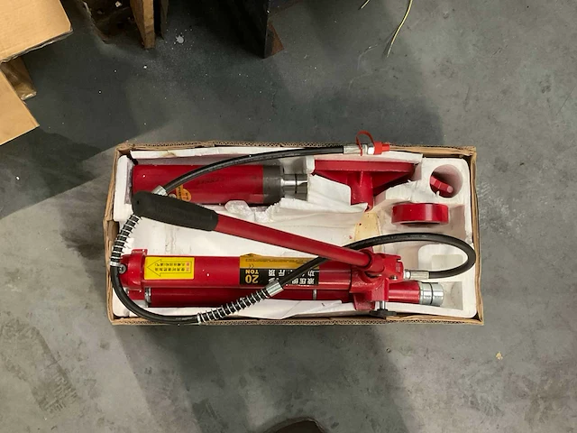 Hydraulische pers - afbeelding 4 van  4