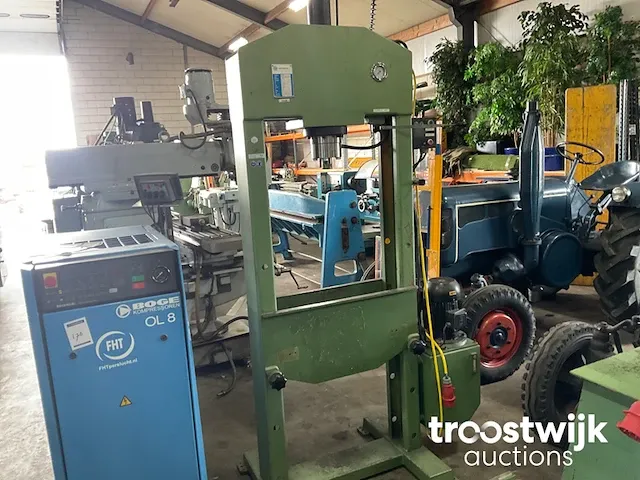 Hydraulische pers - afbeelding 1 van  10