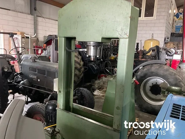 Hydraulische pers - afbeelding 3 van  10