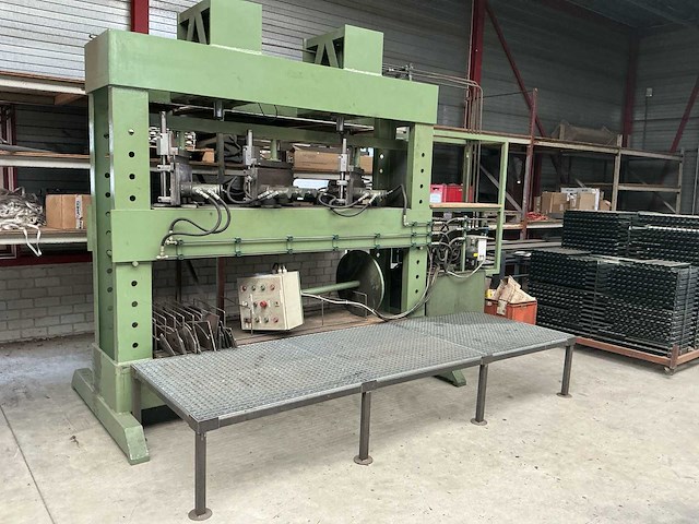 Hydraulische pers - afbeelding 1 van  18