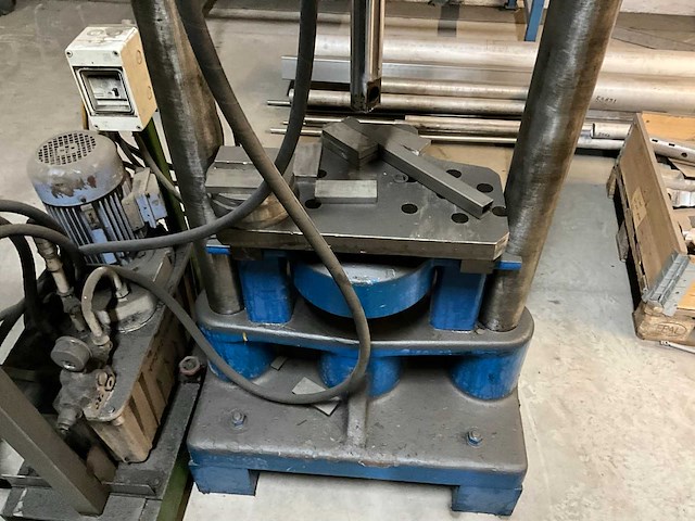 Hydraulische pers - afbeelding 8 van  11