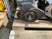 Hydraulische pomp (4x) - afbeelding 4 van  10