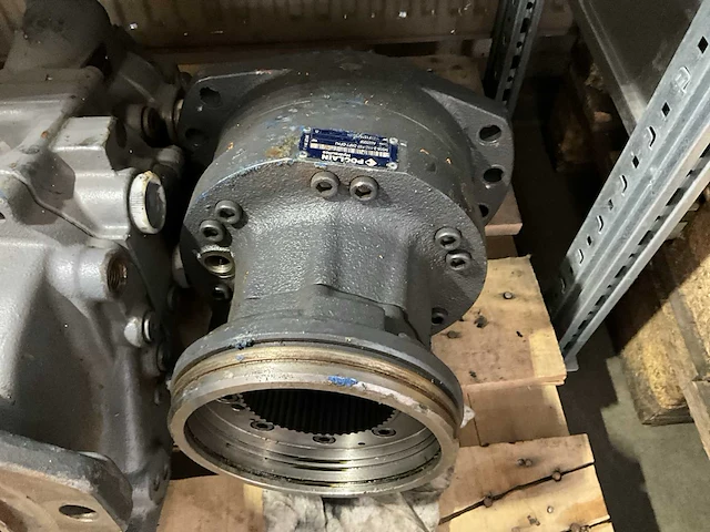 Hydraulische pomp (4x) - afbeelding 9 van  10