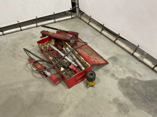 Hydraulische pomp - afbeelding 1 van  7
