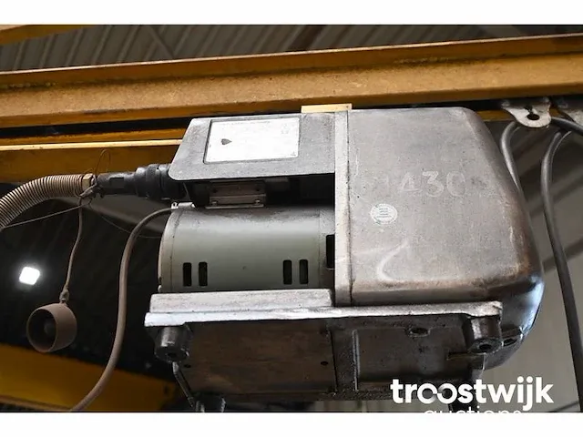 Hydraulische ponsmachine inclusief pomp - afbeelding 7 van  7