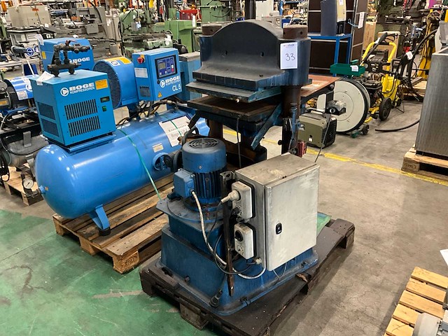 Hydraulische rubberpers - afbeelding 10 van  15