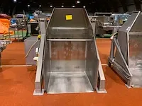 Hydraulische rvs bakken kantelaar - afbeelding 3 van  5