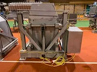 Hydraulische rvs bakken kantelaar - afbeelding 4 van  5