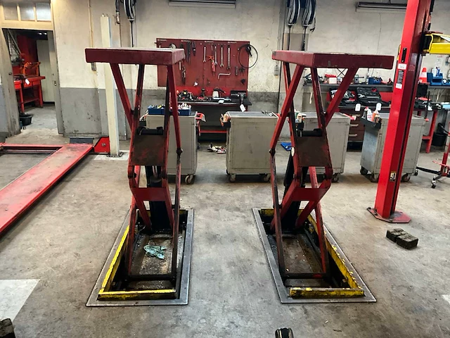 Hydraulische schaarhefbrug - afbeelding 4 van  7
