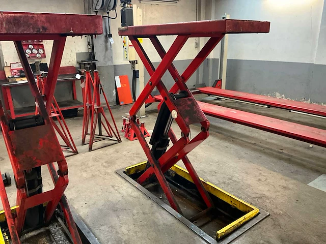 Hydraulische schaarhefbrug - afbeelding 6 van  11