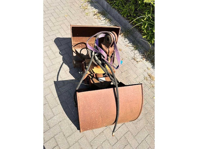 Hydraulische schalenknijper graafbak - inclusief rotator 400ltr - hijs- en heftechniek - afbeelding 2 van  5