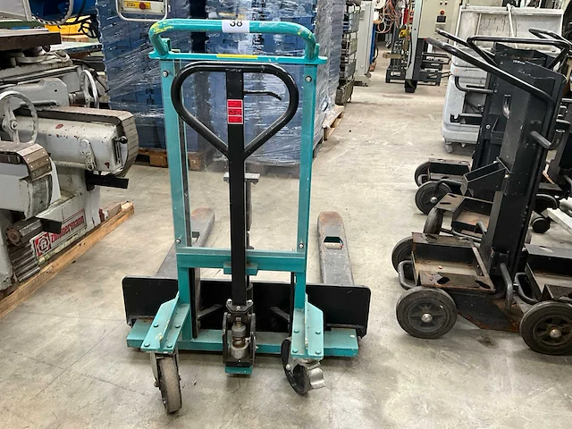Hydraulische stapelaar - afbeelding 2 van  5