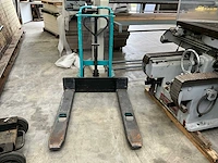 Hydraulische stapelaar - afbeelding 3 van  5
