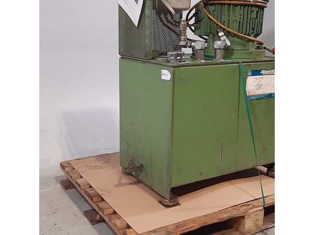 Hydraulische tank aggregaat, 1999 - afbeelding 10 van  12