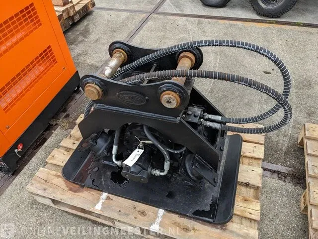 Hydraulische trilblok blk 04, zwart, bouwjaar 2023 - afbeelding 3 van  10