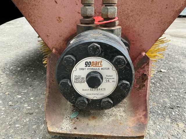 Hydraulische veegborstel - afbeelding 4 van  18