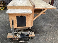 Hydraulische werktafel met interne stekkerdoos - afbeelding 7 van  12