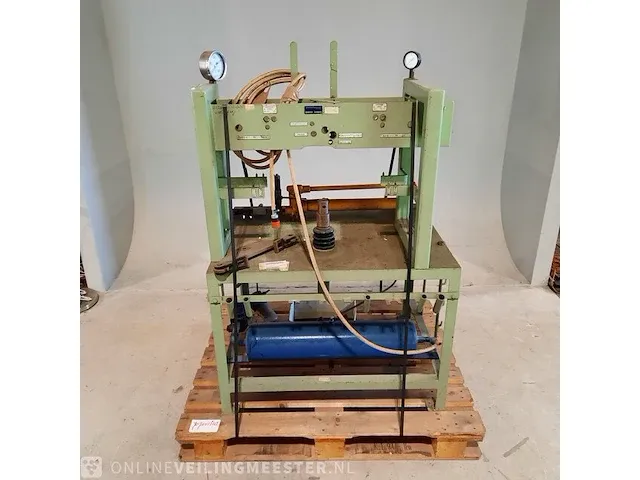 Hydraulische werktafel zeevenhoven, brt1 - afbeelding 12 van  14
