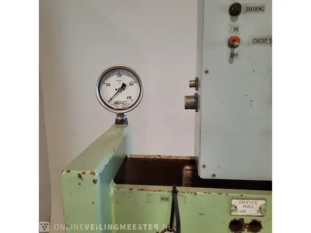 Hydraulische werktafel zeevenhoven, brt1 - afbeelding 11 van  15