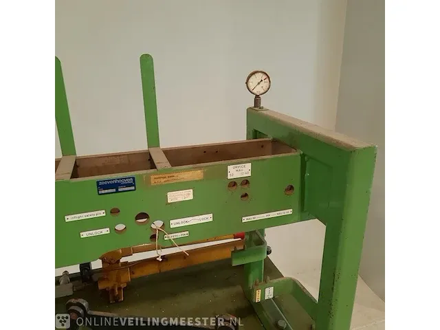 Hydraulische werktafel zeevenhoven, brt1 - afbeelding 9 van  13