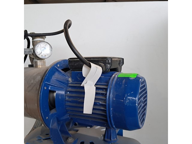 Hydrofoorinstallatie 4,2m³/uur 230v ebara, jex m 80, bouwjaar 2022 - afbeelding 6 van  12