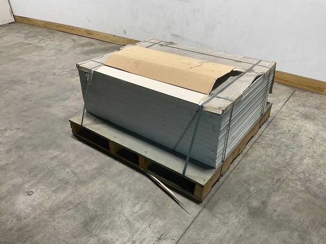 Hydropanel vezelcementplaat - 90x120x0.9 cm (45x) - afbeelding 1 van  5