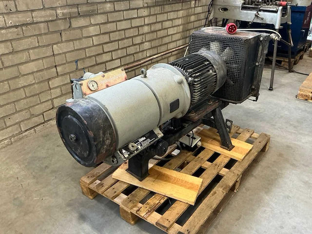 Hydrovane 2000 oil schotten compressor - afbeelding 9 van  14
