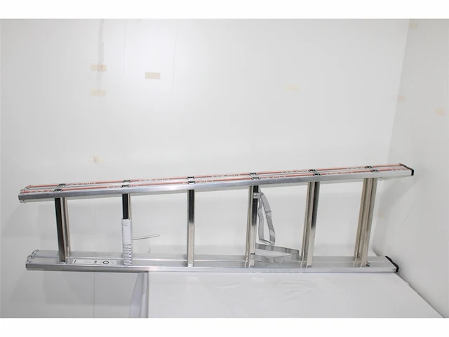 Hymer trapladder dubbelzijdig begaanbaar 2x6 sporten - afbeelding 4 van  4