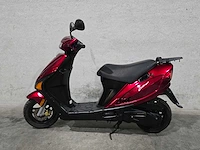 Hyosung - snorscooter - rush challenger - 25km uitvoering 44dsb5 - afbeelding 1 van  7