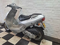 Hyosung sf50 45 km bromscooter 2takt - afbeelding 3 van  7
