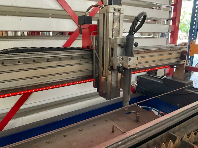 Hyperther powermax 85 plasmasnijtafel - afbeelding 2 van  23