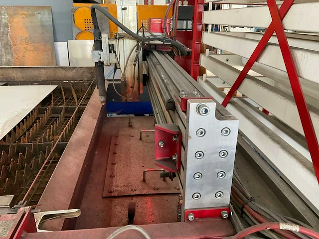 Hyperther powermax 85 plasmasnijtafel - afbeelding 11 van  23