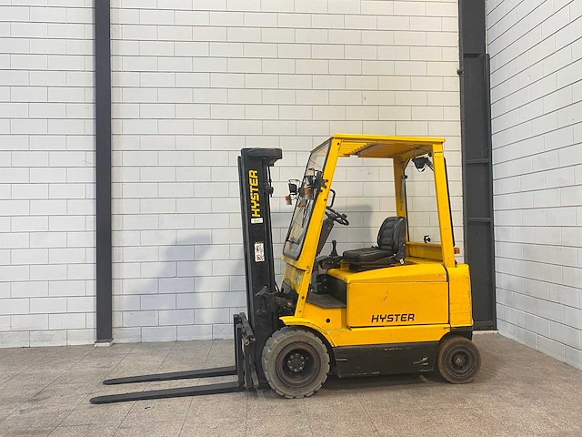 Hyster - 2000 - j 2.50 xm - vorkheftruck - afbeelding 1 van  13