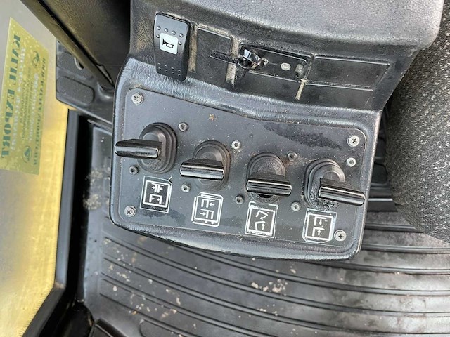 Hyster - 2009 - 16.00 xm-6 - vorkheftruck - afbeelding 4 van  16