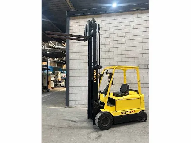 Hyster - j3.00xm - vorkheftruck - 2009 - afbeelding 11 van  14