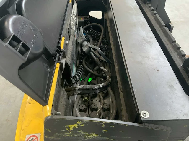 Hyster elektrische palletwagen - afbeelding 9 van  12