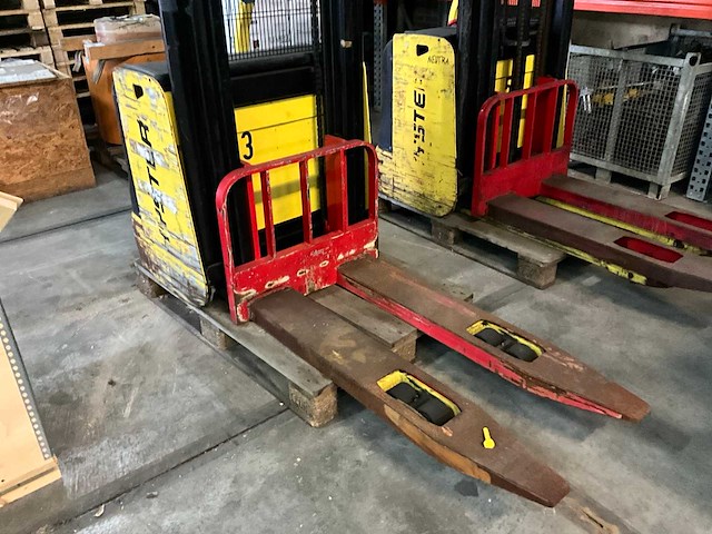 Hyster s1.4-2968 stapelaar - afbeelding 4 van  9