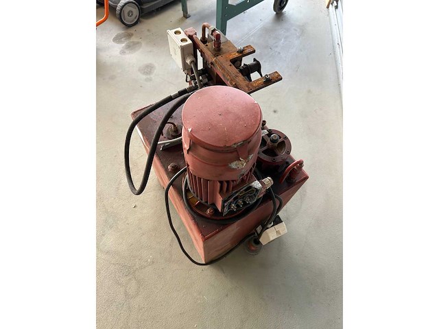 Hytop hydrauliek unit met pomp 400v - afbeelding 4 van  7