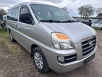 Hyundai - 2007 - h1 2.5 crdi- duitse papieren - afbeelding 11 van  13