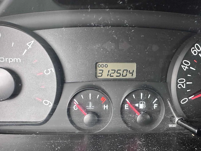 Hyundai - 2007 - h1 2.5 crdi- duitse papieren - afbeelding 13 van  13