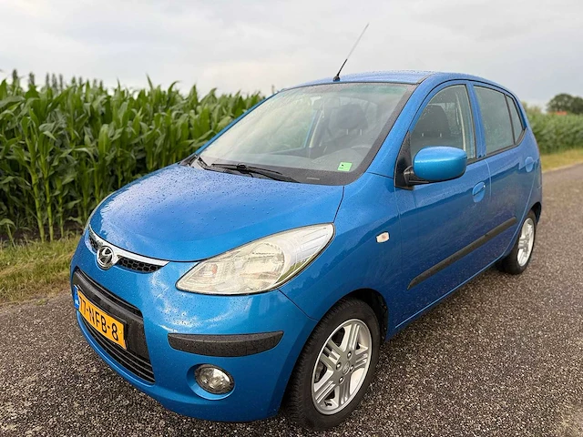 Hyundai - 2010 - i10 - 1.1 dynamic xl - 77-nfb-8 - afbeelding 1 van  11