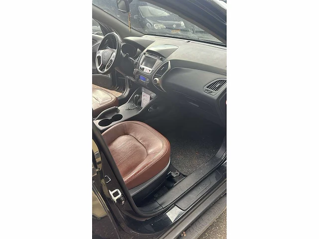 Hyundai - 2010 - ix35 - 2.0i i-catcher - 39-lzd-8 - afbeelding 11 van  21