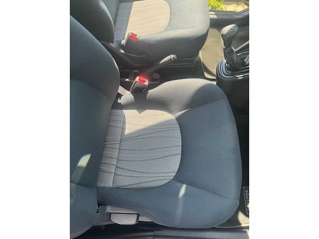 Hyundai - 2010 - matrix - 1.6i dynamic - personenauto - afbeelding 16 van  65