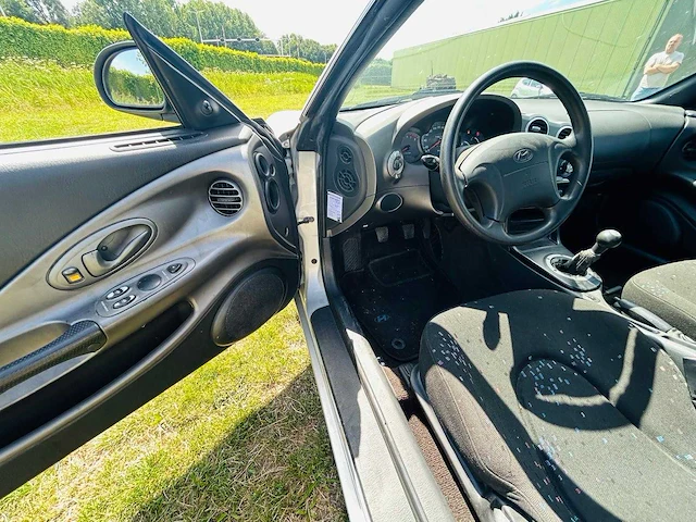 Hyundai - coupe - - oldtimer - afbeelding 14 van  16