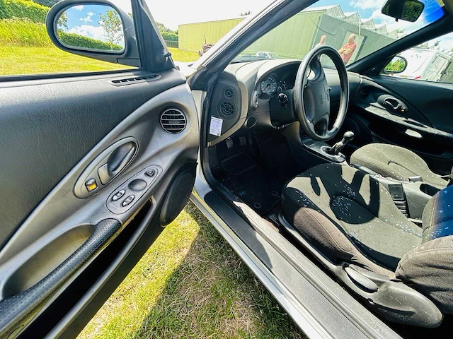 Hyundai - coupe - - oldtimer - afbeelding 15 van  16