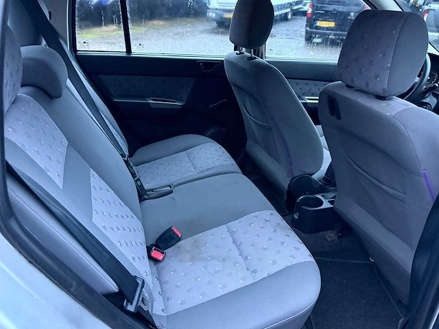 Hyundai - getz - 1.3i active cool - personenauto - afbeelding 7 van  28