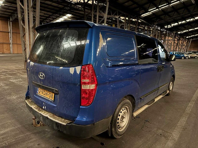 Hyundai - h 300 - 2.5 crdi dynamic dubbel cabine 2-vdh-08 - afbeelding 7 van  13