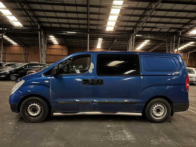 Hyundai - h 300 - 2.5 crdi dynamic dubbel cabine 2-vdh-08 - afbeelding 9 van  13