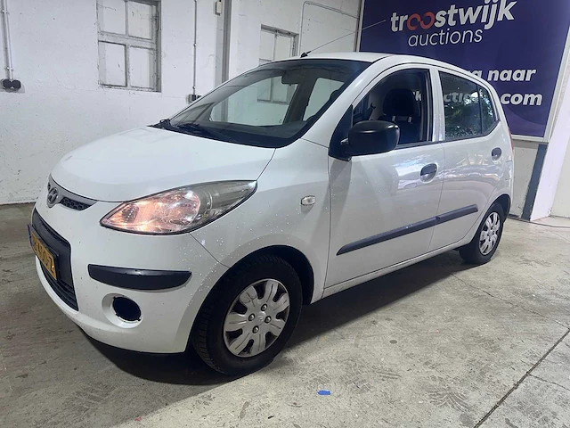 Hyundai - i10 - 1.25i active - car - afbeelding 1 van  16